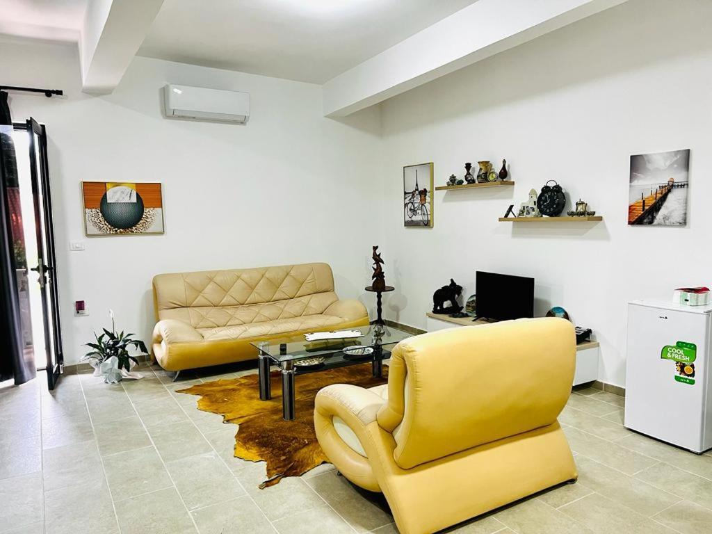 Kristian Apartments Berat Exterior foto